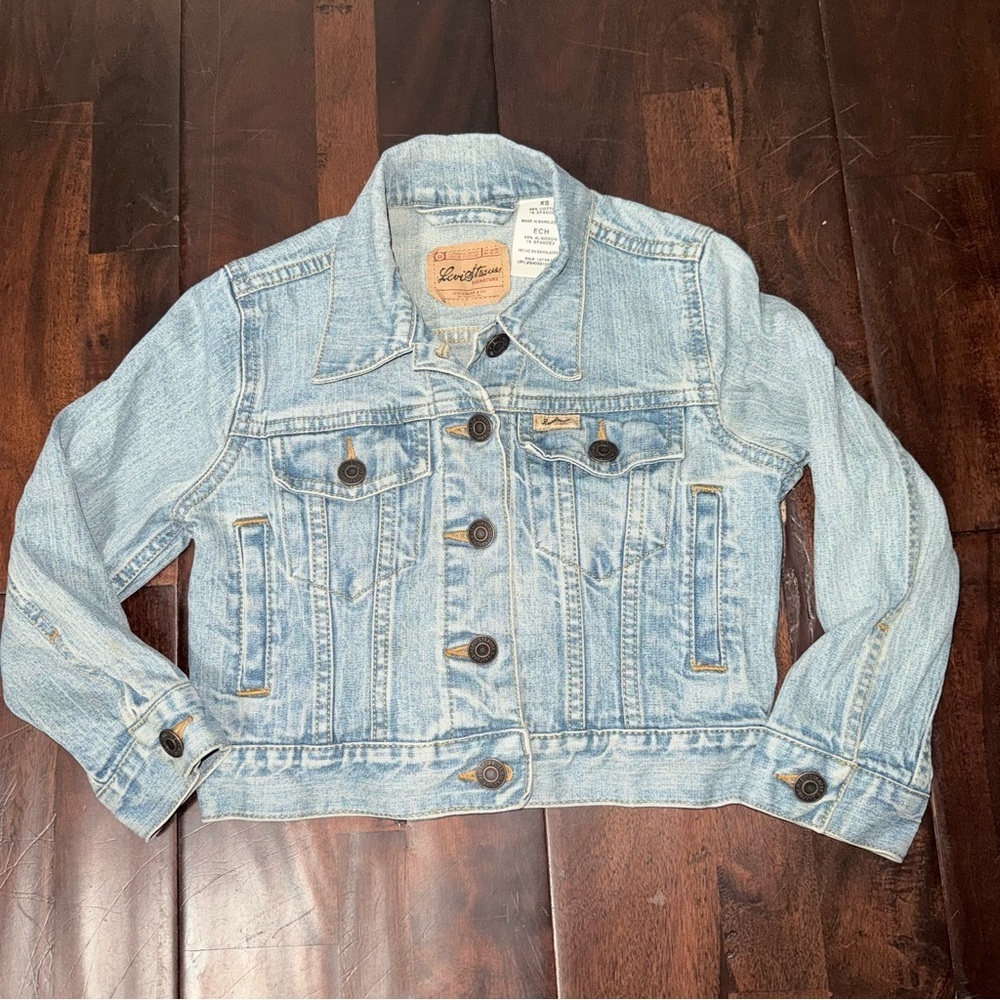 Levi Strauss Signature Denim Jacket Girls Size XS Trucker Jacket Cotton